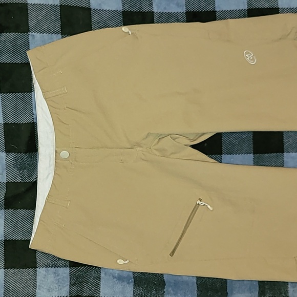 Cloudveil. Premium women's pants.  Cargo-style. Like-new.  Size 10 - Picture 10 of 16
